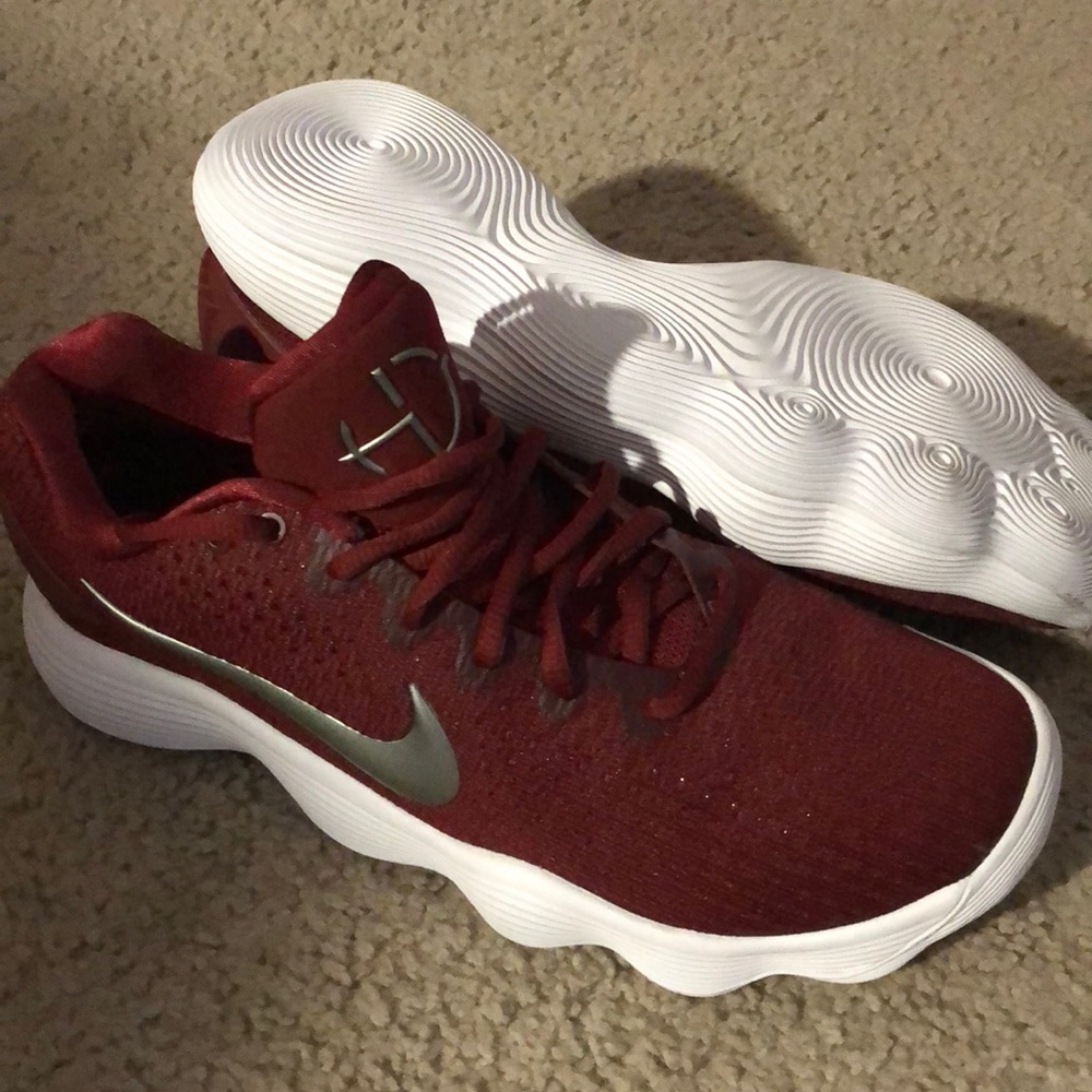 Nike men’s shoes. NEVER WORN!! Size 11!!